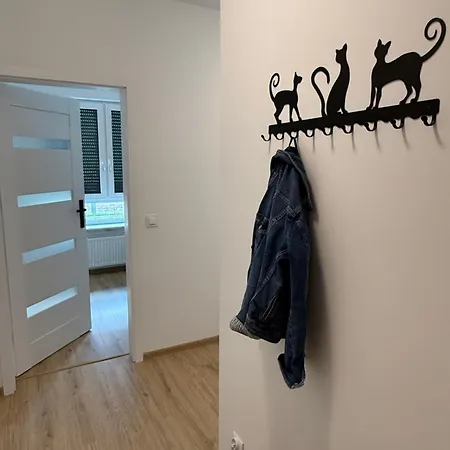 Lägenhet Przepiorki Z Ogrodem I Garazem *